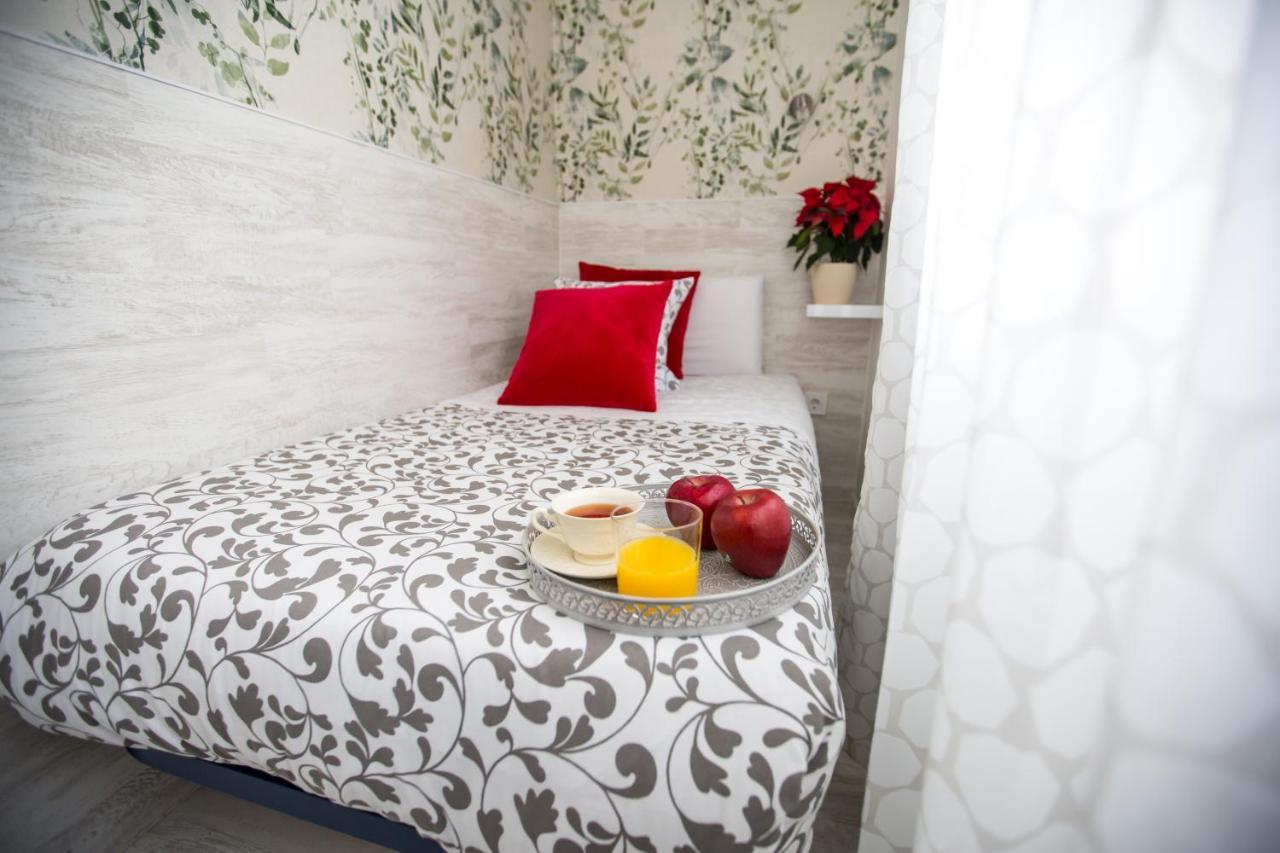 Bloom Inn Madrid Eksteriør billede