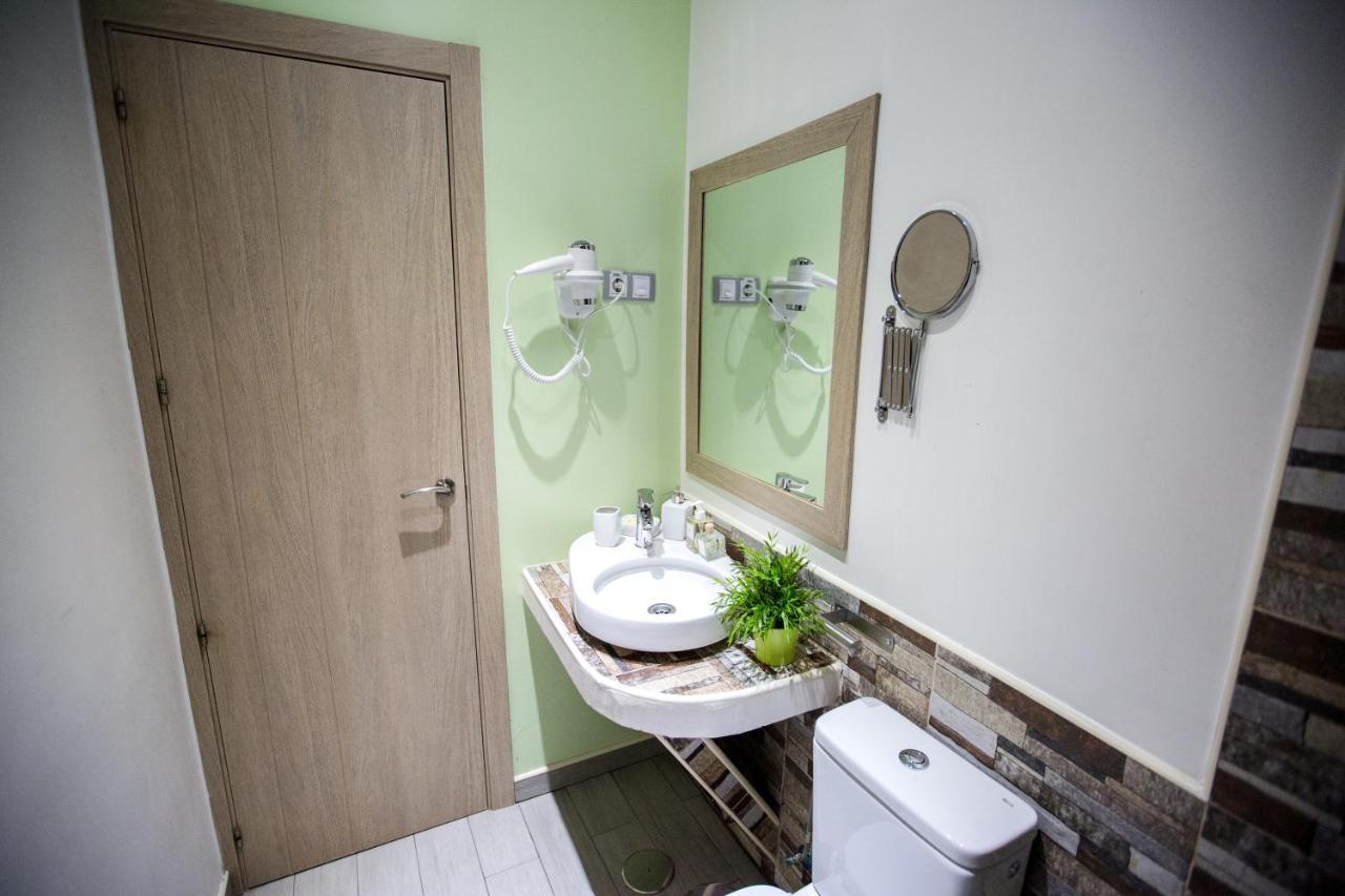 Bloom Inn Madrid Eksteriør billede