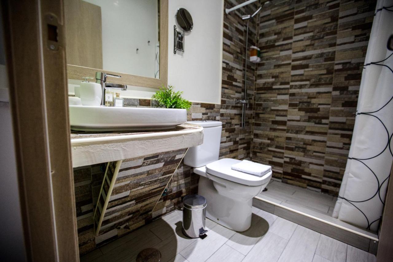 Bloom Inn Madrid Eksteriør billede